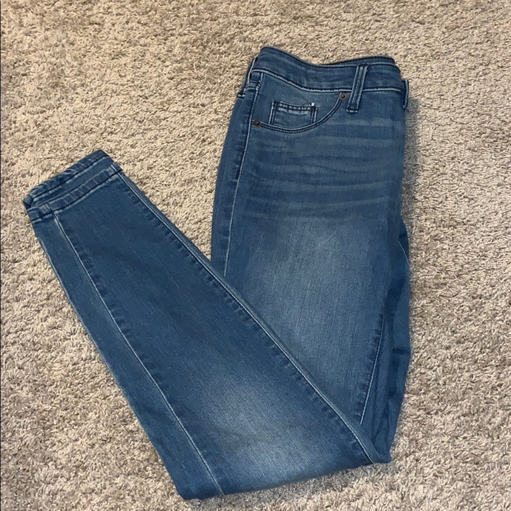 Skinny Blue Jean